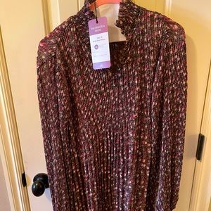 Cabi The Princess Bride knife pleat blouse Size M